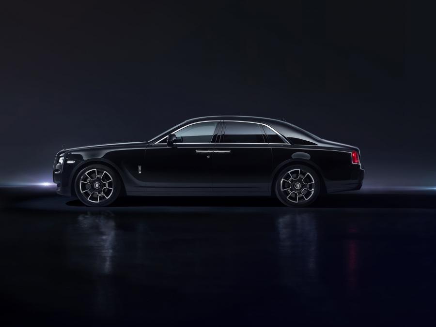  Rolls-Royce Ghost Black Badge 2016 года  (фото 3 из 8)